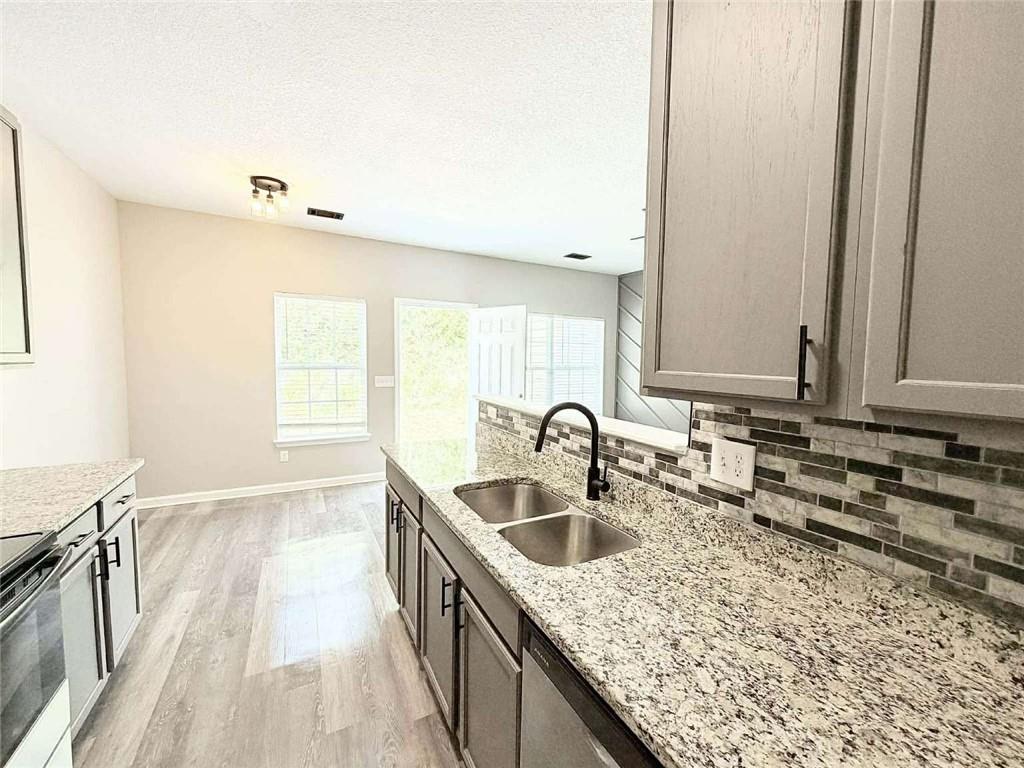 168 Brookview Drive Riverdale GA 30274