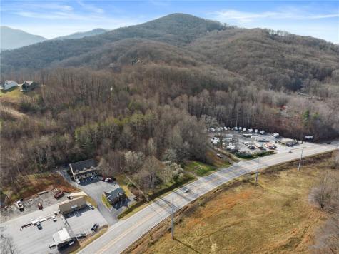 2038 Us Highway 76 Hiawassee GA 30546