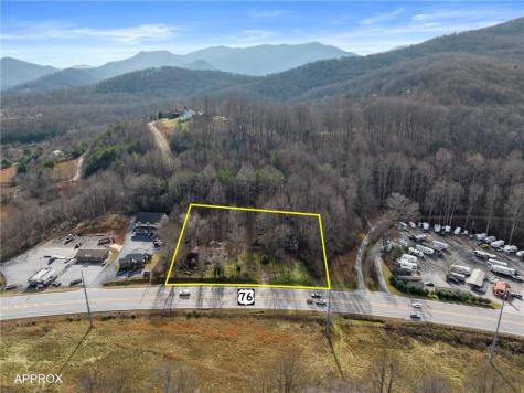 2038 Us Highway 76 Hiawassee GA 30546