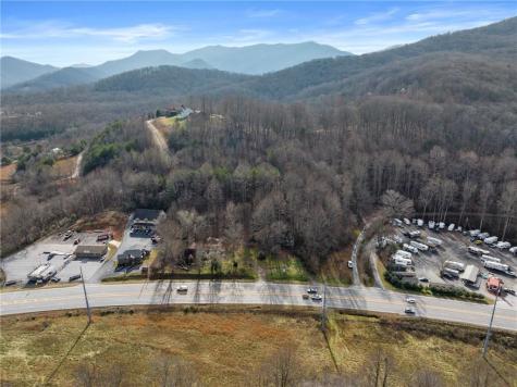 2038 Us Highway 76 Hiawassee GA 30546