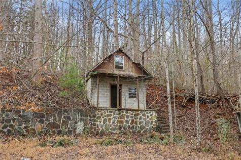 2038 Us Highway 76 Hiawassee GA 30546