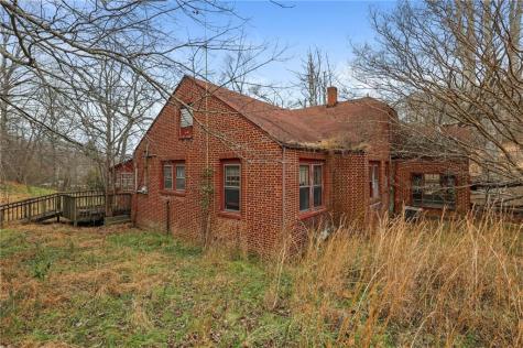 2038 Us Highway 76 Hiawassee GA 30546