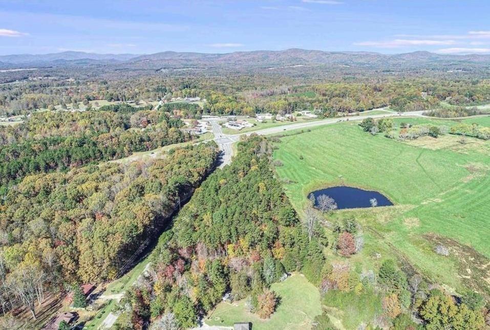 123 Talmadge Mount Airy GA 30563