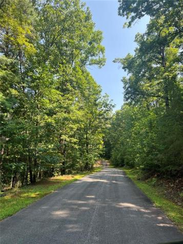 85 Via Massa Dahlonega GA 30533