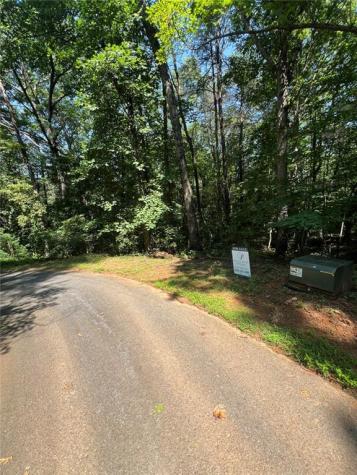 85 Via Massa Dahlonega GA 30533