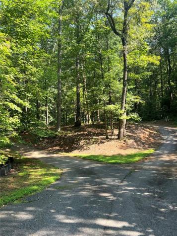 85 Via Massa Dahlonega GA 30533