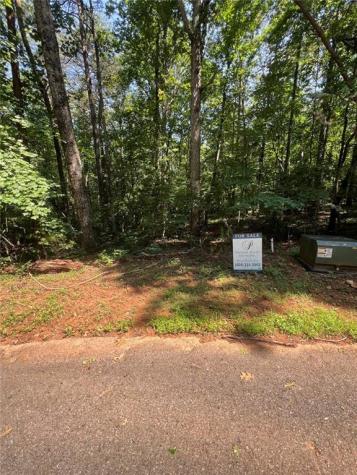 85 Via Massa Dahlonega GA 30533