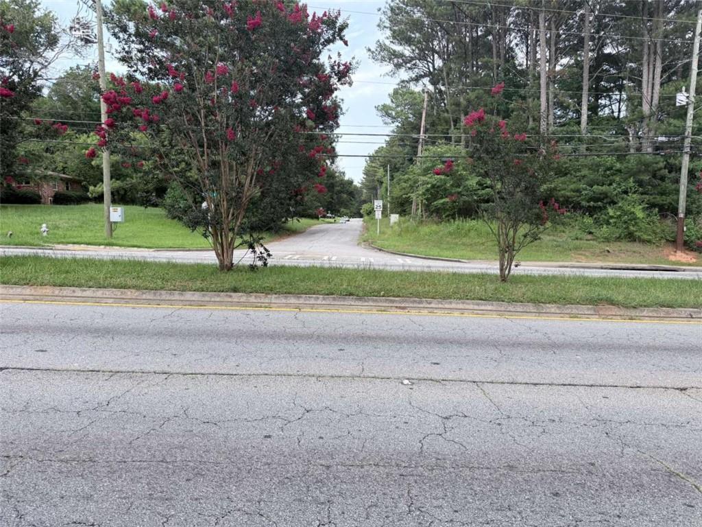 879 S Hairston Road S Stone Mountain GA 30088