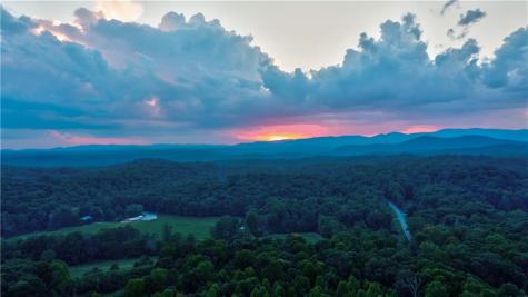 6.7 Grateful View Drive Dahlonega GA 30533