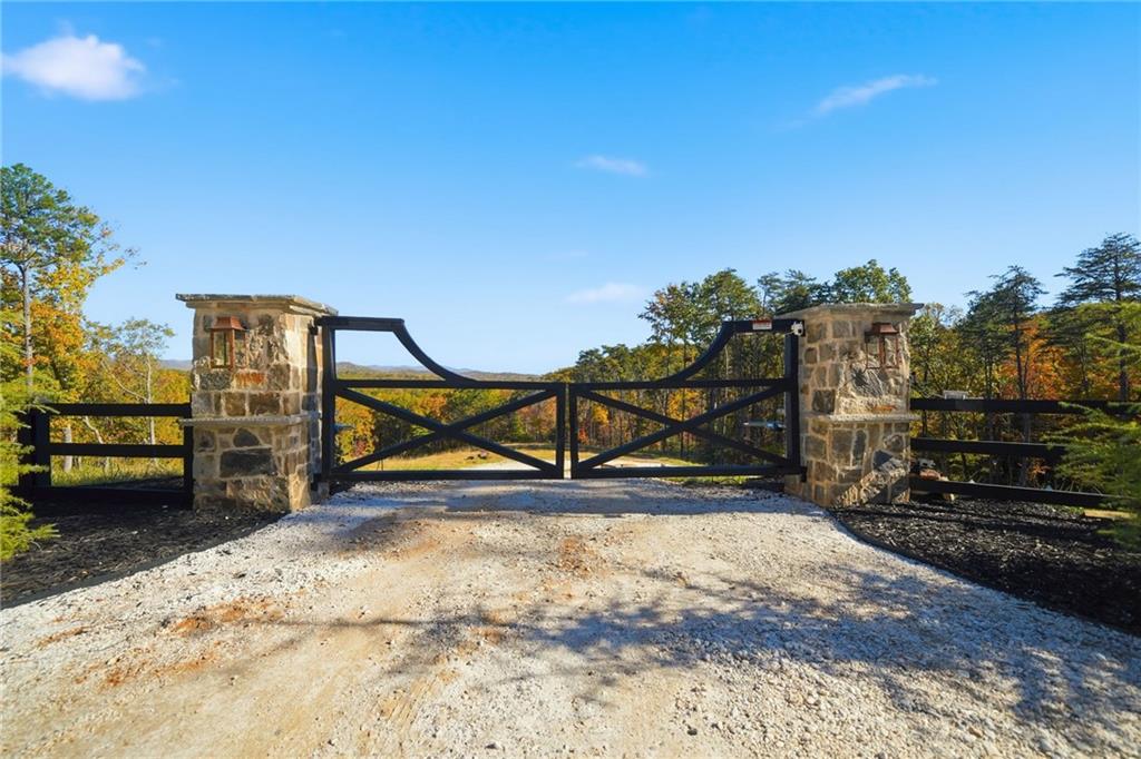 1500 Sunset Trail Talking Rock GA 30175