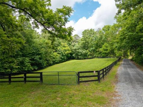 5664 Mobile Road Blue Ridge GA 30513