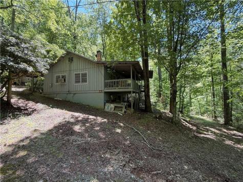1199 Mountain Cove Road Dahlonega GA 30533