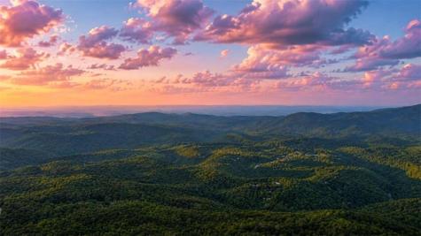 LT1012 Gateway Drive Ellijay GA 30540