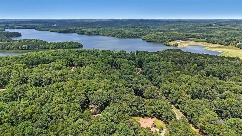 40 Coral Drive Whitesburg GA 30185
