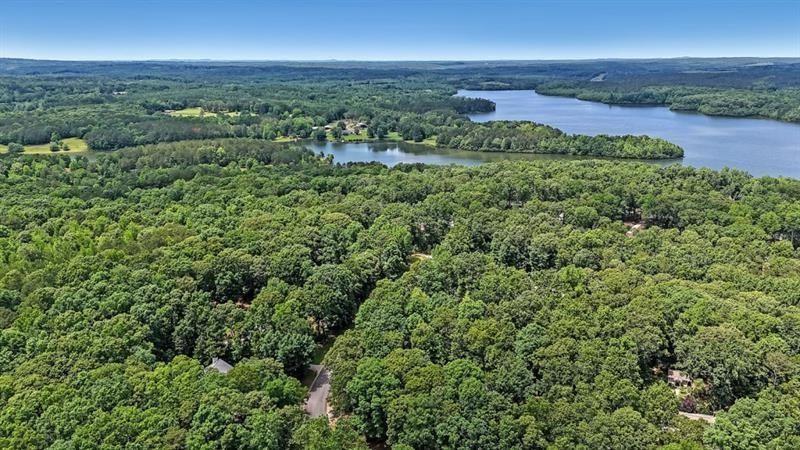 40 Coral Drive Whitesburg GA 30185