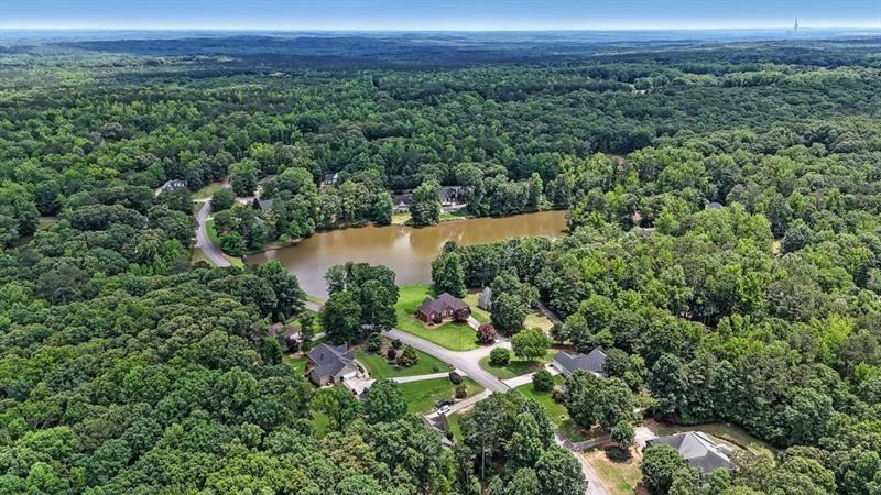 40 Coral Drive Whitesburg GA 30185