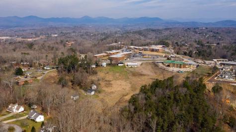 635 North Grove Street Dahlonega GA 30533