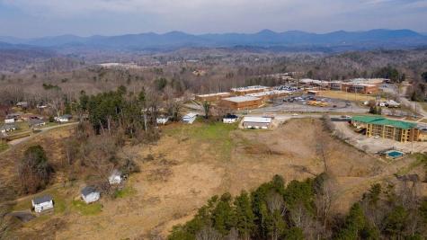 635 North Grove Street Dahlonega GA 30533