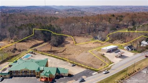 635 North Grove Street Dahlonega GA 30533