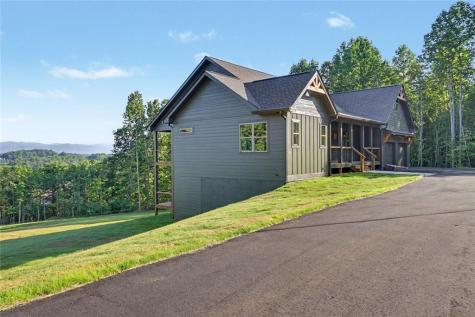 1306 Ramey Mtn Road Hiawassee GA 30546