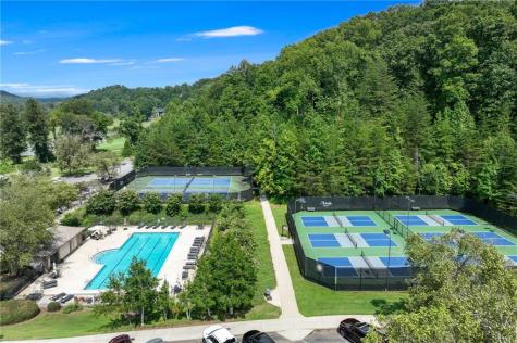 1042 Bruin Court Dahlonega GA 30533