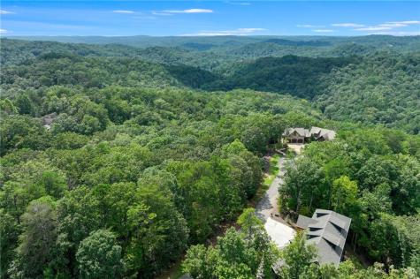 1042 Bruin Court Dahlonega GA 30533