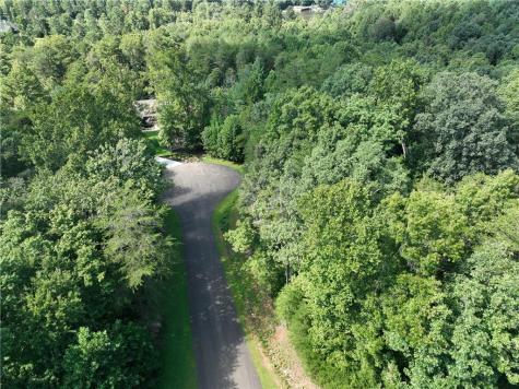 142R Autumn Fern Lane Ellijay GA 30536
