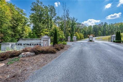 279 Highgrove Drive Talking Rock GA 30175