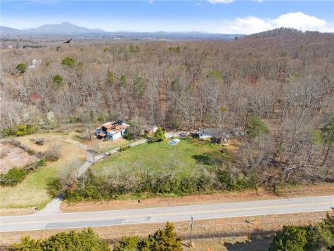 111 Skitts Mountain Road Cleveland GA 30528