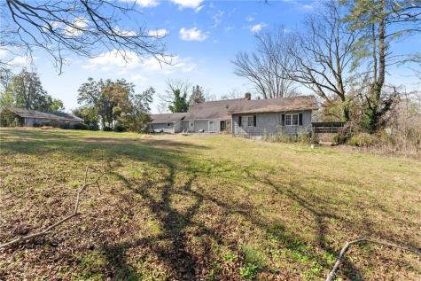 111 Skitts Mountain Road Cleveland GA 30528