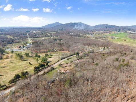 111 Skitts Mountain Road Cleveland GA 30528