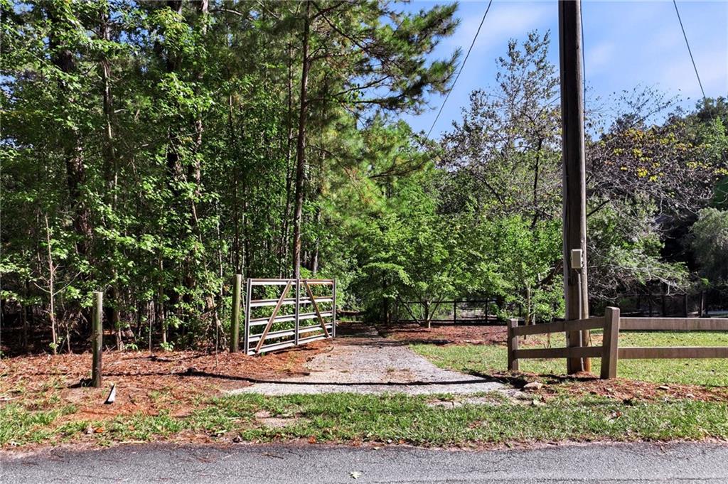 4957 & 4959 Ponderosa Drive Gainesville GA 30504