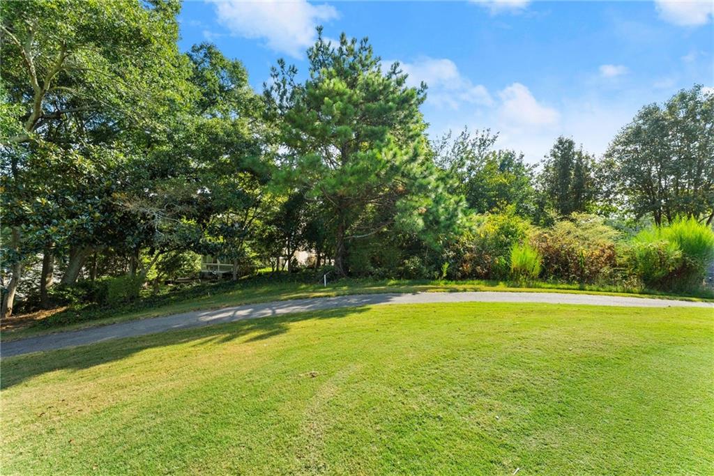 2020 Burgundy Drive Braselton GA 30517