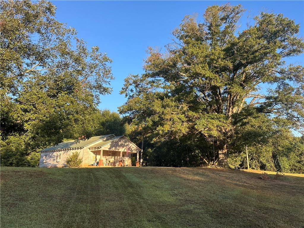 2975 Toms Creek Martin GA 30557