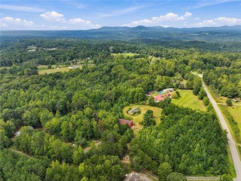 208 Garner Road Cornelia GA 30531