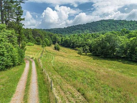 541 Pleasant Hill Road Copperhill TN 37317