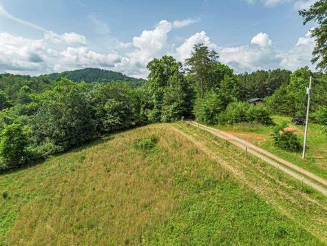 541 Pleasant Hill Road Copperhill TN 37317