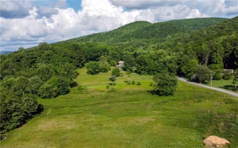 239 Glen Elliott Road Suches GA 30572