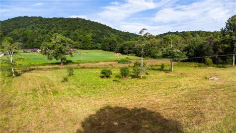 239 Glen Elliott Road Suches GA 30572