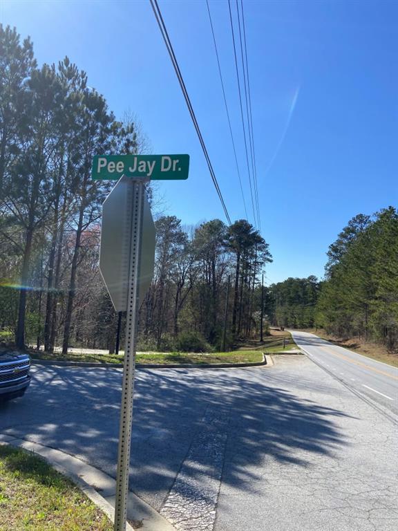 15 Pee Jay Drive Oxford GA 30054