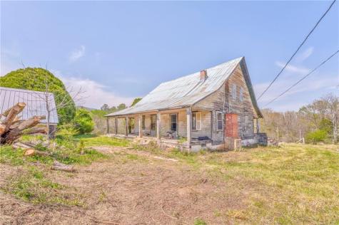 365 Waters Road Mccaysville GA 30555