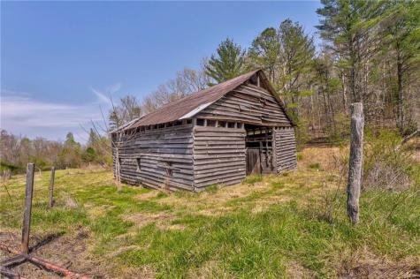 365 Waters Road Mccaysville GA 30555