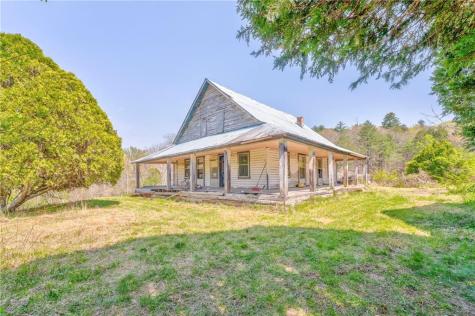 365 Waters Road Mccaysville GA 30555