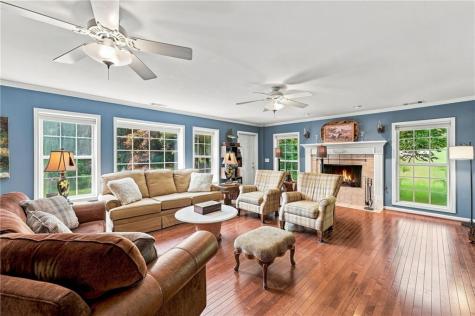 7925 State Highway 60 Suches GA 30572