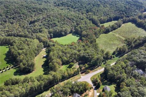14551 Highway 52 E Ellijay GA 30536