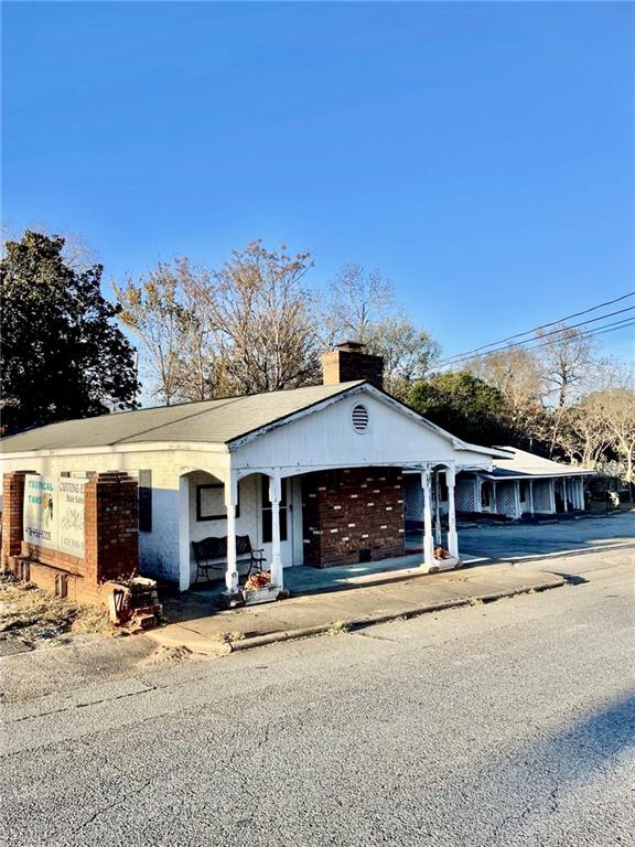 103 E Main Street Irwinton GA 31042