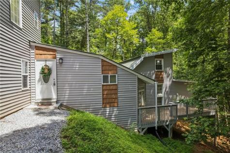 375 Deerfield Drive Dahlonega GA 30533