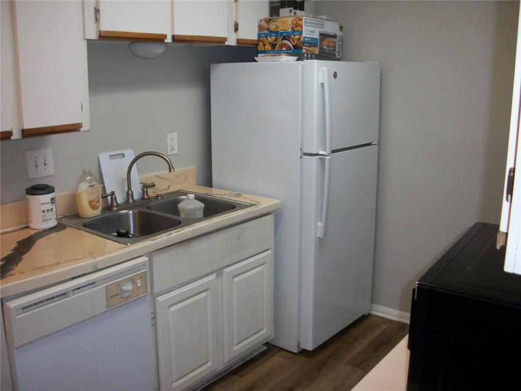 9400 Roberts #4G Drive Sandy Springs GA 30350