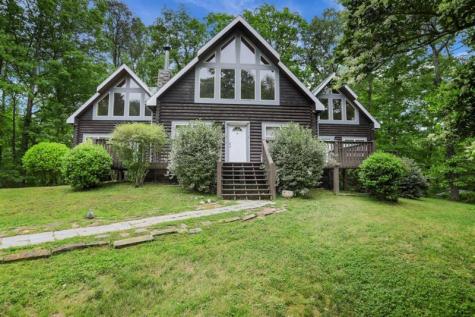 101 Yellow Bluff Road Dahlonega GA 30533