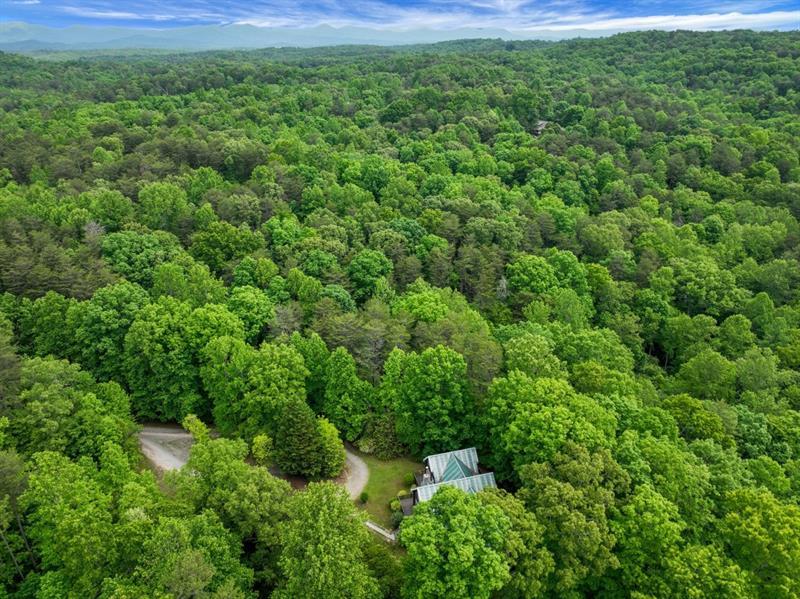 101 Yellow Bluff Road Dahlonega GA 30533